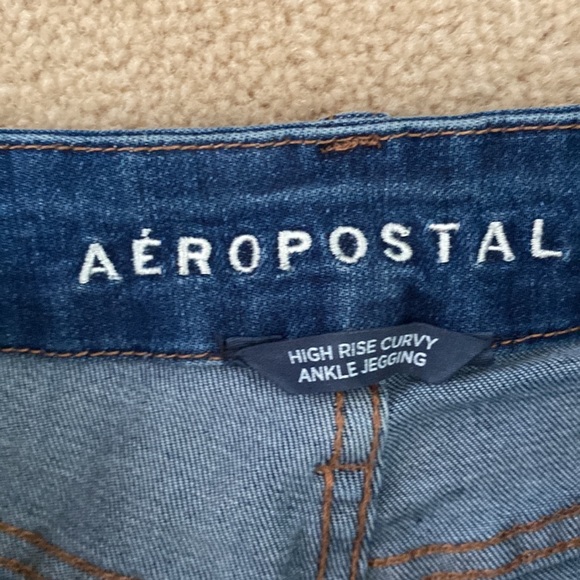 Aeropostale hi rise ripped ankle - Picture 4 of 8